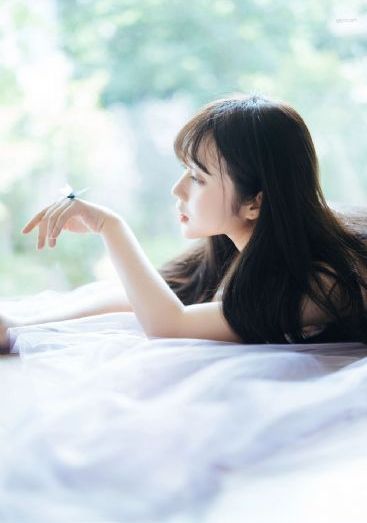 我和亲女在客厅作爱h在_超清版蓝光版中文字幕包